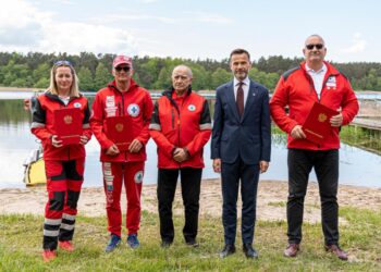 Bezpieczniej nad wodą