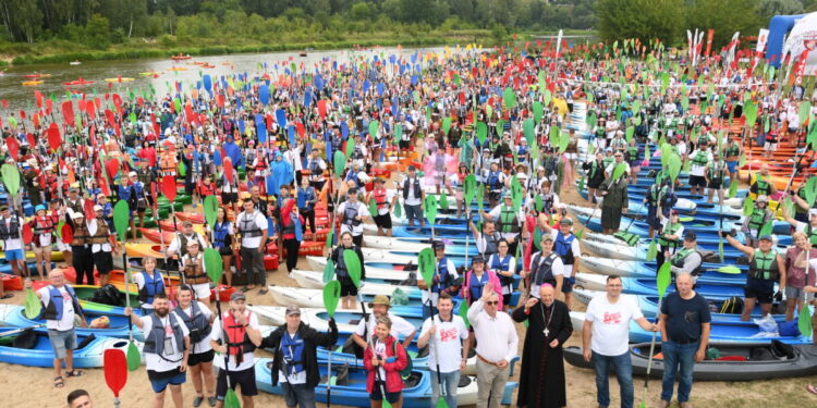 Zakończyła się 11. edycja spływu „500 kajaków”