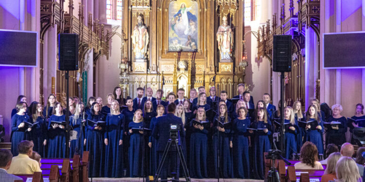 Chór Harmonica świętuje dekadę