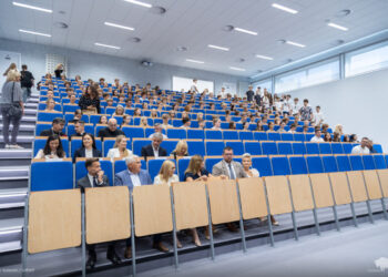 Nowa aula i stołówka w białostockim II LO