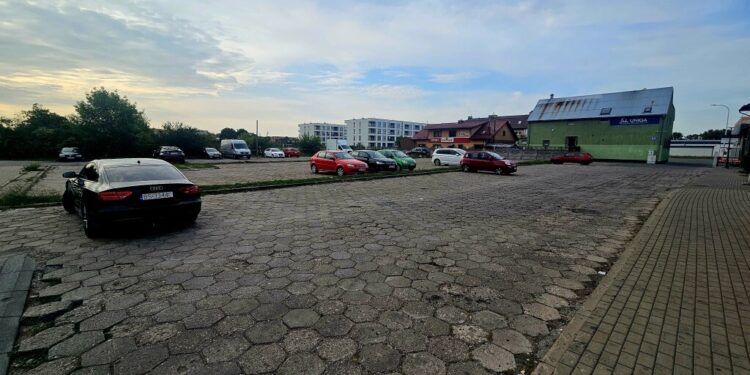 Umowa na remont parkingu przy ul. Nowomiejskiej