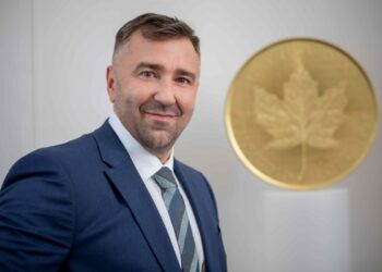 Mennica Skarbowa jako pierwsza spółka w Polsce umożliwia sprzedaż złota, srebra i diamentów za kryptowaluty w stacjonarnych oddziałach w całym kraju.