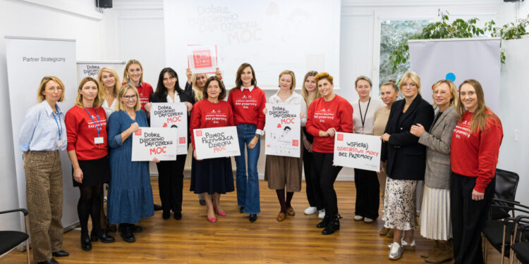 Podlaska Rada Kobiet wspiera kampanię społeczną „Dzieciństwo bez przemocy”