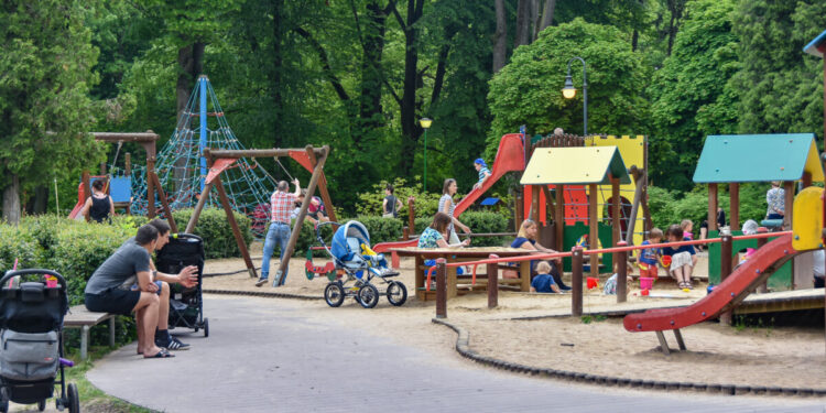 Przebudowa placu zabaw w Parku Planty