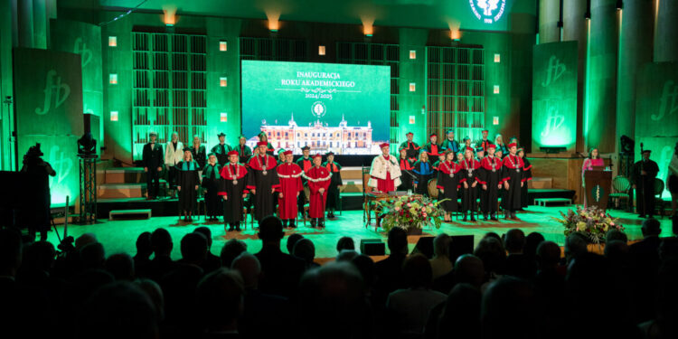 Uniwersytet Medyczny w Białymstoku rozpoczął nowy rok akademicki