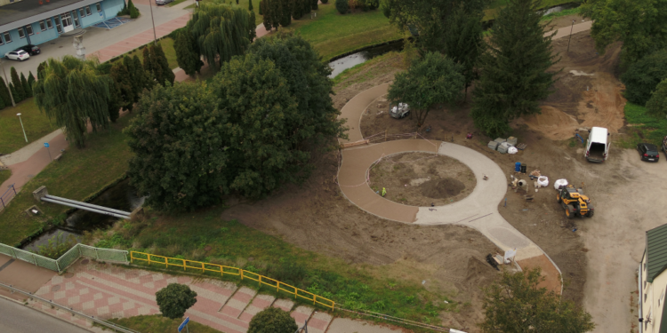 Trwa budowa parku sensorycznego