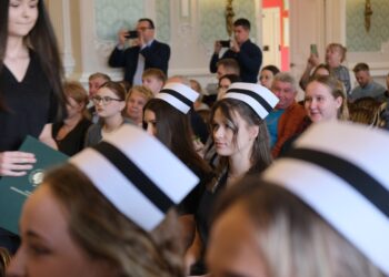 dyplomatoria pielęgniarek i położnych