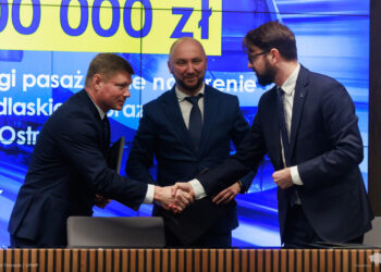 Zarząd województwa podpisał pięcioletnią umowę
