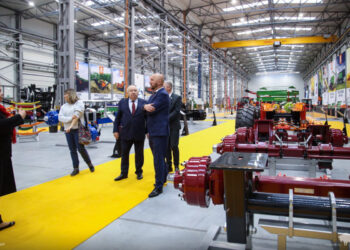 Marszałek odwiedził firmę Pronar