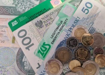 Od grudnia limity dorabiania dla niektórych emerytów i rencistów będą wyższe