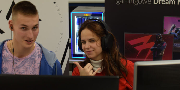 BialGames w Politechnice Białostockiej. 16 drużyn zagrało w Counter-Strike 2