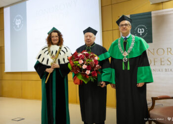 Prof. Jan Dorosz otrzymał godność Honorowego Profesora Politechniki Białostockiej
