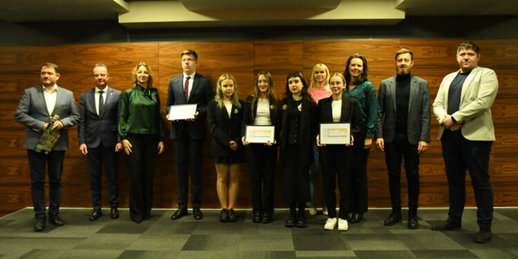 Znamy zwycięzców VIII edycji konkursu BizneSÓWKI