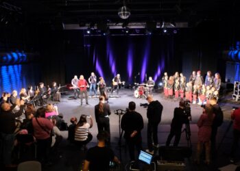 „Załóżmy razem czerwone okulary” z Kliniką Onkologii i Hematologii Dziecięcej UDSK - dla WOŚP