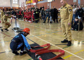 I Powiatowe Halowe Młodzieżowe Zawody Sportowo-Pożarnicze