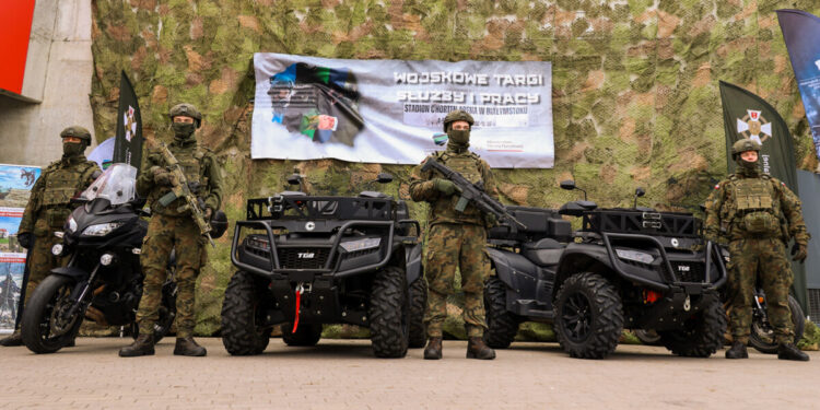 Wojskowe Targi Służby i Pracy w Białymstoku