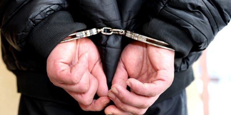 Poszukiwany listem gończym wpadł na stacji benzynowej