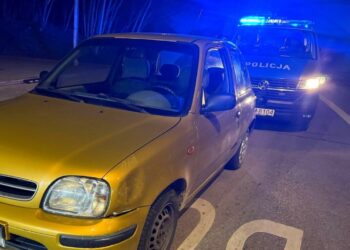 Zamiast szyby pleksa, a za kierownicą nielegalnie przebywający na terenie Polski