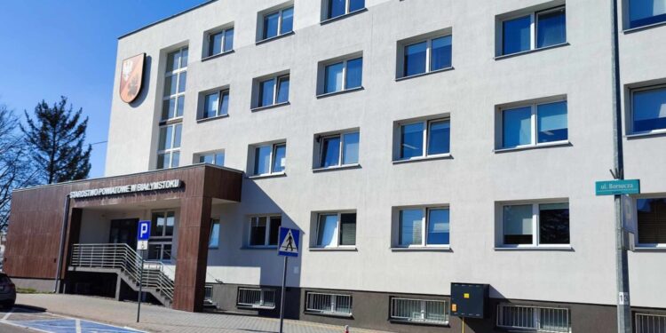 Przeprowadzki w Starostwie Powiatowym w Białymstoku