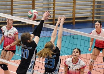 Siatkarki dzielnie walczyły w turnieju mistrzowskim