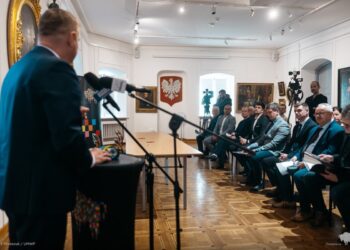 Umowy na dofinansowanie klubów sportowych