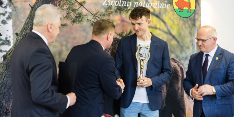 Wyjątkowe wyróżnienia dla sportowców z powiatu hajnowskiego