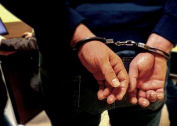 Złodziej okazał się poszukiwany