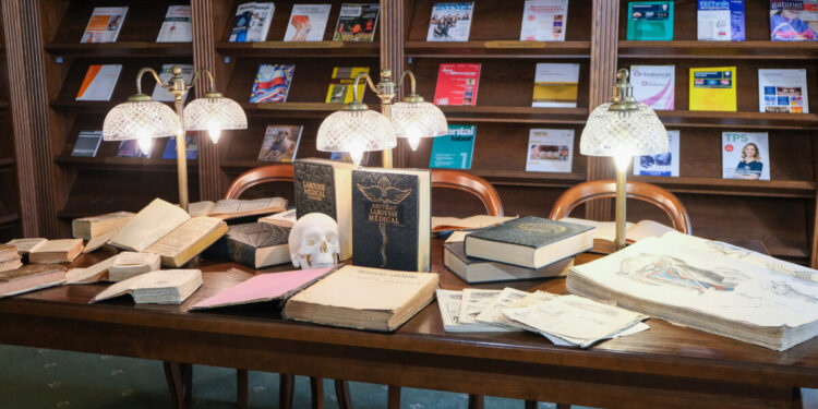 75 lat Uniwersytetu Medycznego w Białymstoku i Biblioteki UMB