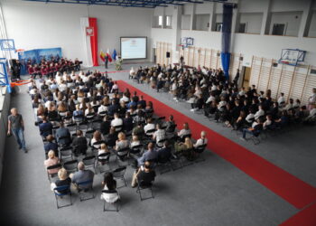 Stypendia dla uczniów i absolwentów