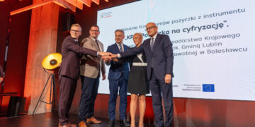 https://www.bialystok.pl/pl/wiadomosci/aktualnosci/328-mln-zl-na-transformacje-cyfrowa-w-bialymstoku-z-kpo.html