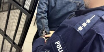 Groził nożem sąsiadom, został tymczasowo aresztowany