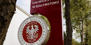 Trwała podwyżka, a nie tylko okresowy dodatek. Mocny głos świata nauki podczas Forum Spójności