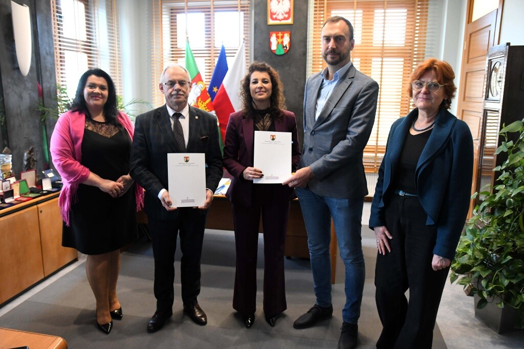 Mediateka – umowa na budowę podpisana