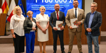 Dofinansowanie z PFRON dla białostockich szkół średnich