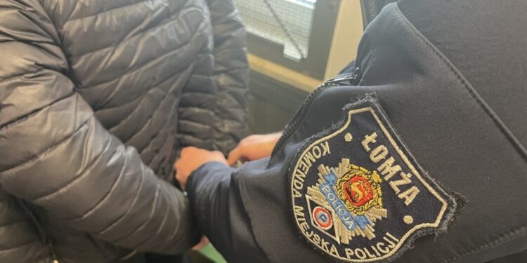 Zatrzymani poszukiwani okazali się wspólnikami kradzieży