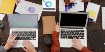 Marketing internetowy w 2026 roku - kompletny przewodnik dla firm