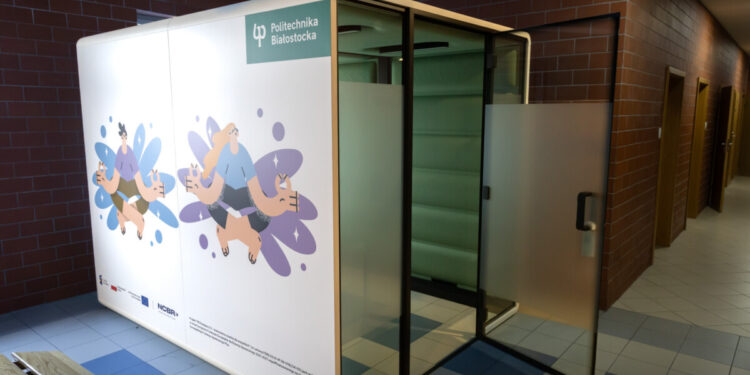Kabiny akustyczne w Politechnice Białostockiej