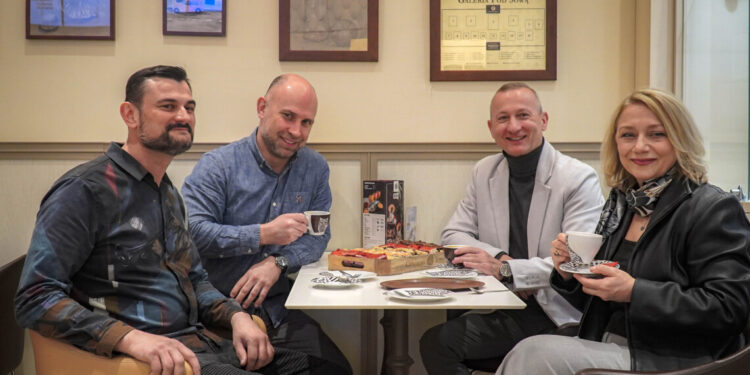 Dom Kultury „Śródmieście” oraz Cukiernia Sowa łączą siły – nowy punkt na kulturalnej mapie miasta!