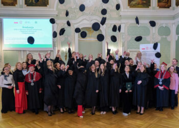 Graduacja na studiach MBA z zintegrowanych z badaniami klinicznymi i biobankowaniem