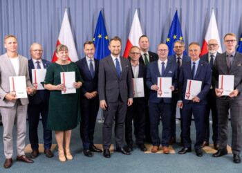 Pierwsze umowy w ramach Rządowego Funduszu Rozwoju Dróg 2026 podpisane