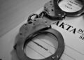 43 - latek zatrzymany za kradzież 1000 złotych z niezabezpieczonego samochodu