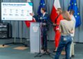Konferencja wojewody podlaskiego na temat ośrodka zbiorowego zakwaterowania w Wasilkowie