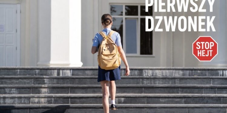 „Pierwszy dzwonek” – Działająca na Podlasiu Fundacja Anny Rytel