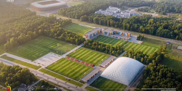 Jagiellonia kupiła 14,5 hektara przy Ciołkowskiego. Powstanie największa inwestycja w historii klubu