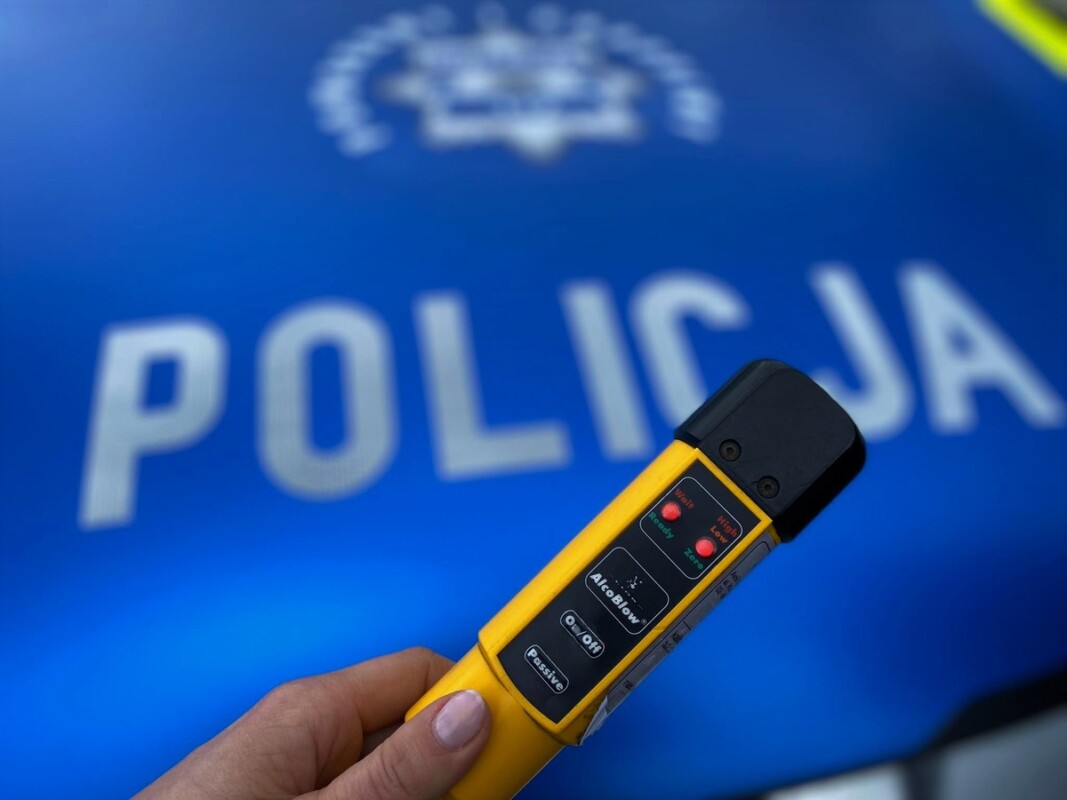 Jechał hulajnogą elektryczną od krawężnika do krawężnika. miał ponad promil