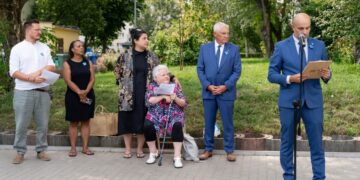 Odsłonięcie Kamieni Pamięci rodziny Atłasowiczów w Białymstoku