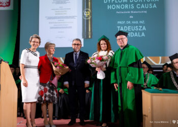 Ponad 100 wdrożeń i walka z freonem. Prof. Bohdal doktorem honoris causa Politechniki Białostockiej