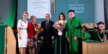 Ponad 100 wdrożeń i walka z freonem. Prof. Bohdal doktorem honoris causa Politechniki Białostockiej