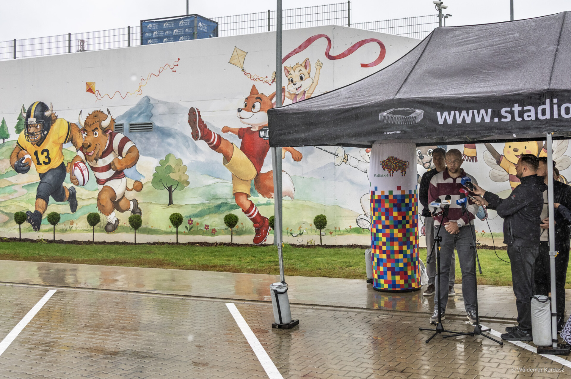 Sześć dyscyplin na ścianie Chorten Areny. Jest nowy mural