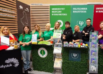 Stoisko Politechniki Białostockiej na Salonie Maturzystów w Lublinie